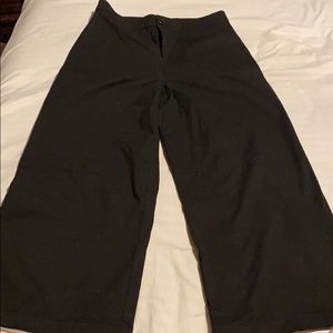 Black Capri Ankle style pant